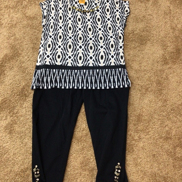 Ruby Rd Size 14/Large Capris Outfit - Picture 1 of 7